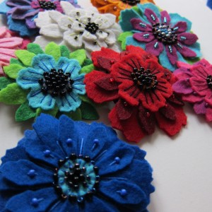 FLOWER BROOCHES